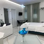 Maison De Luxe Nocleg ze śniadaniem Pompeja