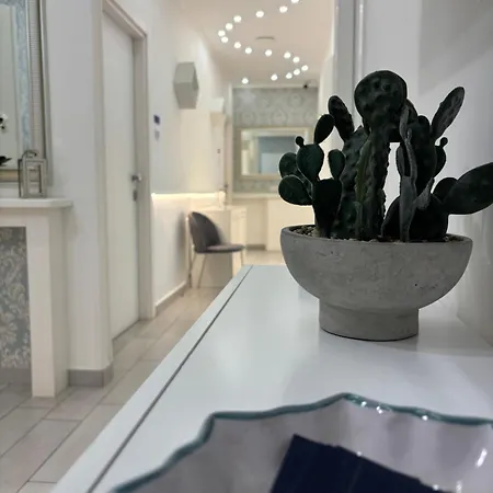 Maison De Luxe Bed and breakfast 4*