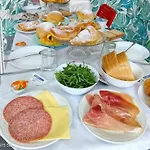 Bed and Breakfast Maison De Luxe