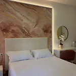 לינה וארוחת בוקר Maison De Luxe