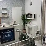 לינה וארוחת בוקר Maison De Luxe