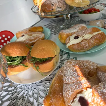 Maison De Luxe Couette-café