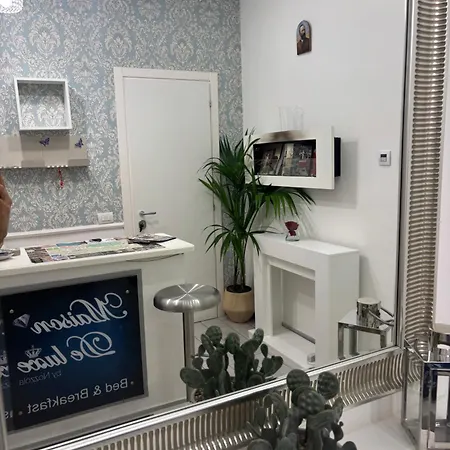 לינה וארוחת בוקר Maison De Luxe